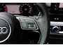 Audi A4 Limousine 35 TFSI S edition, Zwart optiek, schuifdak