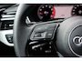 Audi A4 Limousine 35 TFSI S edition, Zwart optiek, schuifdak