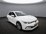 Volkswagen Golf 1.5 eTSI Life Business / LED / Memory seats / Navigatie / Navigatie / App connect /