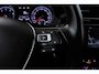 Volkswagen Golf 1.2 TSI Connected Series (CARPLAY, STOELVERWARMING, NAVIGATIE, PARKEERSENSOREN, LM VELGEN,)