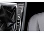 Volkswagen Golf 1.2 TSI Connected Series (CARPLAY, STOELVERWARMING, NAVIGATIE, PARKEERSENSOREN, LM VELGEN,)