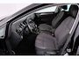 Volkswagen Golf 1.2 TSI Connected Series (CARPLAY, STOELVERWARMING, NAVIGATIE, PARKEERSENSOREN, LM VELGEN,)