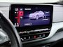 Volkswagen ID.4 82kWh 204PK SOH 98% Navi Camera Stoelverwarming Adap.Cruise Matrix Led Lmv 20" Apple Carplay Android Auto Pdc Assistentie+Comfort+Design+Exterieur+Style-Pakket Keyless Advanced Privacy Glas DAB Isofix Wifi Dealeronderhouden Origineel Nederlandse Auto