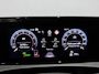 Volkswagen T-Roc 1.5 eTsi Life First Edition ACC Stoelverwarming Lane assist Apple Carplay