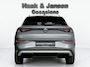 Volkswagen T-Roc 1.5 eTsi Life First Edition ACC Stoelverwarming Lane assist Apple Carplay