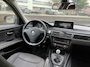 BMW 3-Serie Touring 318i Business Line MEENEEMPRIJS