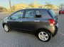 Toyota Yaris 1.3 VVTi Aspiration*NAVI*PARKSENSOREN*NEW APK*AIRCO*ELKT-RAAM*NAP