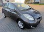 Toyota Yaris 1.3 VVTi Aspiration*NAVI*PARKSENSOREN*NEW APK*AIRCO*ELKT-RAAM*NAP