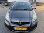 Toyota Yaris 1.3 VVTi Aspiration*NAVI*PARKSENSOREN*NEW APK*AIRCO*ELKT-RAAM*NAP