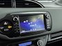 Toyota Yaris 1.0 VVT-i Aspiration | 100 % Dealer Onderhouden | Trekhaak | Parkeercamera | **
