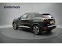 Peugeot e-2008 Allure Pack 50 kWh - Digitaal Cockpit, Carplay, Camera, Half Leer, Stoelverw. SOH 89,44%
