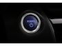 Toyota Yaris Cross 1.5 Hybrid Adventure | Panoramadak | Trekhaak | Treeplanken | Dodehoek detectie | JBL | Head-up display | Apple Carplay / Android Auto | Parkeersensoren voor/achter | Stoelverwarming | 18 inch