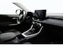 Toyota RAV4 2.5 Hybrid AWD Executive | Leder | Stoel-/stuurverwarming | Dodehoek detectie | Apple Carplay / Android Auto | Adaptive Cruise | Parkeersensoren voor/achter | Camera | Full LED | Keyless | 18 inch