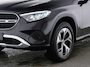 Mercedes-Benz GLC 300 e 4MATIC Plug-In Hybride Trekhaak | Memory stoelen | Zwarte hemel | Ledkoplampen | Stuur en Stoelverwarming. Inclusief 24 maanden MB Certified garantie voor Europa.