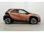 Toyota Aygo X Hybrid 115 envy | Apple Carplay / Android Auto | Stoelverwarming | LED | Keyless | Adaptive Cruise | Clima | Parkeersensoren voor/achter | Camera | 18 inch
