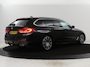 BMW 5-Serie Touring 520i M-Sport High Executive | Leder | Memory | Cruise control | Stoelverwarming | Trekhaak | Camera | Park assist | Sfeerverlichting | Navigatie | Bluetooth