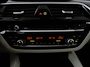 BMW 5-Serie Touring 520i M-Sport High Executive | Leder | Memory | Cruise control | Stoelverwarming | Trekhaak | Camera | Park assist | Sfeerverlichting | Navigatie | Bluetooth