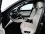 BMW 5-Serie Touring 520i M-Sport High Executive | Leder | Memory | Cruise control | Stoelverwarming | Trekhaak | Camera | Park assist | Sfeerverlichting | Navigatie | Bluetooth