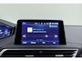 Peugeot 5008 1.2 PureTech 130pk Allure 7-Persoons | Navigatie | trekhaak | Climate control | Apple Carplay/Android Auto | Cruise control |  19" Lichtmetalen velgen