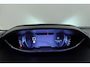 Peugeot 5008 1.2 PureTech 130pk Allure 7-Persoons | Navigatie | trekhaak | Climate control | Apple Carplay/Android Auto | Cruise control |  19" Lichtmetalen velgen