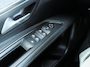 Peugeot 3008 Allure 1.2 PureTech 130pk Automaat 100% DEALER ONDERH. | DODE HOEK | 19''LM | TREKHAAK | CAMERA | APPLE-CARPLAY