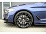 BMW 5-Serie 520i M-SPORT / AERO PACK / INDIVIDUAL LEDER / MEMORY / CAMERA / HUD / LED / 20"
