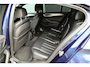BMW 5-Serie 520i M-SPORT / AERO PACK / INDIVIDUAL LEDER / MEMORY / CAMERA / HUD / LED / 20"