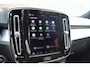 Volvo XC40 B4 211PK Plus Dark | Trekhaak | Verwarmbare voorruit |