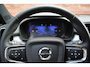 Volvo XC40 B4 211PK Plus Dark | Trekhaak | Verwarmbare voorruit |