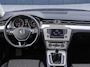 Volkswagen Passat Variant 1.6 TDI Comfortline | Climate controle | Cruise controle | Bluetooth | Parkeersensoren | Dakdragers | Navigatie | Draadloze telefoonlader | Elektrische ramen | 16 Inch LMV |