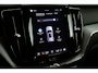 Volvo XC60 2.0 T6 Plug-in hybrid AWD Plus Dark Trekhaak Camera Memory Keyless Panoramadak Navigatie