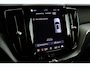 Volvo XC60 2.0 T6 Plug-in hybrid AWD Plus Dark Trekhaak Camera Memory Keyless Panoramadak Navigatie