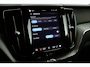 Volvo XC60 2.0 T6 Plug-in hybrid AWD Plus Dark Trekhaak Camera Memory Keyless Panoramadak Navigatie