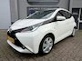 Toyota Aygo 1.0 VVT-i x-play 69PK Airco,ElektrRamen+Spiegels,Isofix,Bluetooth,Camera,Usb,Multi/Stuur,Start/StopSysteem