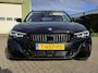 BMW 3-Serie Touring 330e, Parkeer Assistent! 19" Lm! Camera! Zondag OPEN!