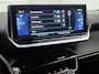 Peugeot e-2008 SUV EV GT 50 kWh 136pk | Accu 89% | 1-fase laden | Lage kilometerstand | Navigatie | Achteruitrijcamera | Full Led koplampen | 3D Cockpit | Climate Control | Cruise Control | Half Lederen sportstoelen | Parkeersensoren v+a | Keyless start | Dodehoeksensor | Apple Carplay / Android Auto | DAB+ radio | Donker getint glas | RMC trekhaak | 17" lichtmetalen velgen |