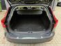 Volvo V60 2.0 T6 AWD Momentum Pro Volledig dealer onderhouden | Plug-in hybride 340 pk | Blond leder | Voorklimatisering
