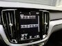 Volvo V60 2.0 T6 AWD Momentum Pro Volledig dealer onderhouden | Plug-in hybride 340 pk | Blond leder | Voorklimatisering