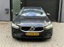 Volvo V60 2.0 T6 AWD Momentum Pro Volledig dealer onderhouden | Plug-in hybride 340 pk | Blond leder | Voorklimatisering