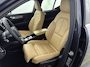 Volvo XC40 1.5 T4 Recharge R-Design | Plug-in | Memory Seats | Achteruitrij camera | Cruise control | Navigatie |
