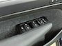 Volvo XC40 1.5 T4 Recharge R-Design | Plug-in | Memory Seats | Achteruitrij camera | Cruise control | Navigatie |