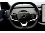 Volvo EX30 P3 Long Range Plus Europa 69 kWh | Denim Blue | Indigo interieur | Elektrisch verstelbare voorstoelen | Stoel-/ stuurwielverwarming | Harman Kardon | Keyless entry | 18 inch lichtmetalen velgen | Warmtepomp | Vehicle to load | Volvo Guard | Adaptieve cruise control | BLIS