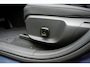 Volvo EX30 P3 Long Range Plus Europa 69 kWh | Denim Blue | Indigo interieur | Elektrisch verstelbare voorstoelen | Stoel-/ stuurwielverwarming | Harman Kardon | Keyless entry | 18 inch lichtmetalen velgen | Warmtepomp | Vehicle to load | Volvo Guard | Adaptieve cruise control | BLIS