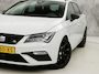 SEAT Leon ST 1.5 TSI FR Ultimate Edition Black 150Pk Automaat (PANORAMADAK, VIRTUAL COCKPIT, APPLE CARPLAY, NAVIGATIE, CLIMATE, STOELVERWARMING, SPORTSTOELEN, LED KOPLAMPEN, GETINT GLAS, ADAPTIVE CRUISE, MODE KNOP, NIEUWSTAAT)