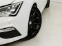 SEAT Leon ST 1.5 TSI FR Ultimate Edition Black 150Pk Automaat (PANORAMADAK, VIRTUAL COCKPIT, APPLE CARPLAY, NAVIGATIE, CLIMATE, STOELVERWARMING, SPORTSTOELEN, LED KOPLAMPEN, GETINT GLAS, ADAPTIVE CRUISE, MODE KNOP, NIEUWSTAAT)