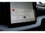 Volvo EX30 P3 Long Range Plus Europa 69 kWh | Denim Blue | Indigo interieur | Elektrisch verstelbare voorstoelen | Stoel-/ stuurwielverwarming | Harman Kardon | Keyless entry | 18 inch. lichtmetalen velgen | Warmtepomp | Vehicle to load | Volvo Guard | Adaptieve cruise control | BLIS