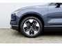 Volvo EX30 P3 Long Range Plus Europa 69 kWh | Denim Blue | Indigo interieur | Elektrisch verstelbare voorstoelen | Stoel-/ stuurwielverwarming | Harman Kardon | Keyless entry | 18 inch. lichtmetalen velgen | Warmtepomp | Vehicle to load | Volvo Guard | Adaptieve cruise control | BLIS