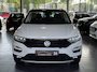 Volkswagen T-Roc 1.5 TSI Sport Business R *Stoel/Stuurverwarming*Carplay*Camera*PDC