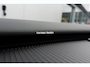 Volvo EX30 P3 Long Range Plus Europa 69 kWh Onyx Black | Indigo interieur | Elektrisch verstelbare voorstoelen | Stoel-/ stuurwielverwarming | Harman Kardon | Keyless entry | 18 inch lichtmetalen velgen | Warmtepomp | Vehicle to load | Volvo Guard | Adaptieve cruise control | BLIS