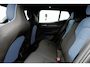 Volvo EX30 P3 Long Range Plus Europa 69 kWh Onyx Black | Indigo interieur | Elektrisch verstelbare voorstoelen | Stoel-/ stuurwielverwarming | Harman Kardon | Keyless entry | 18 inch lichtmetalen velgen | Warmtepomp | Vehicle to load | Volvo Guard | Adaptieve cruise control | BLIS